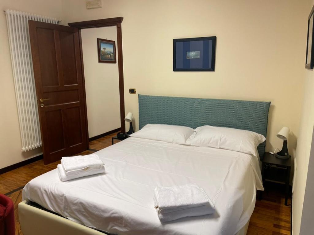Caravaggio Apartment Naples Extérieur photo